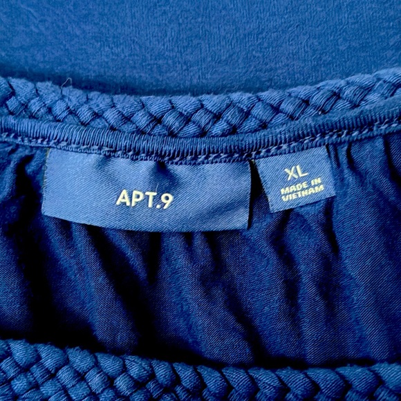 Apt. 9 Blue Sleeveless tank with Pleated Design - Picture 3 of 3